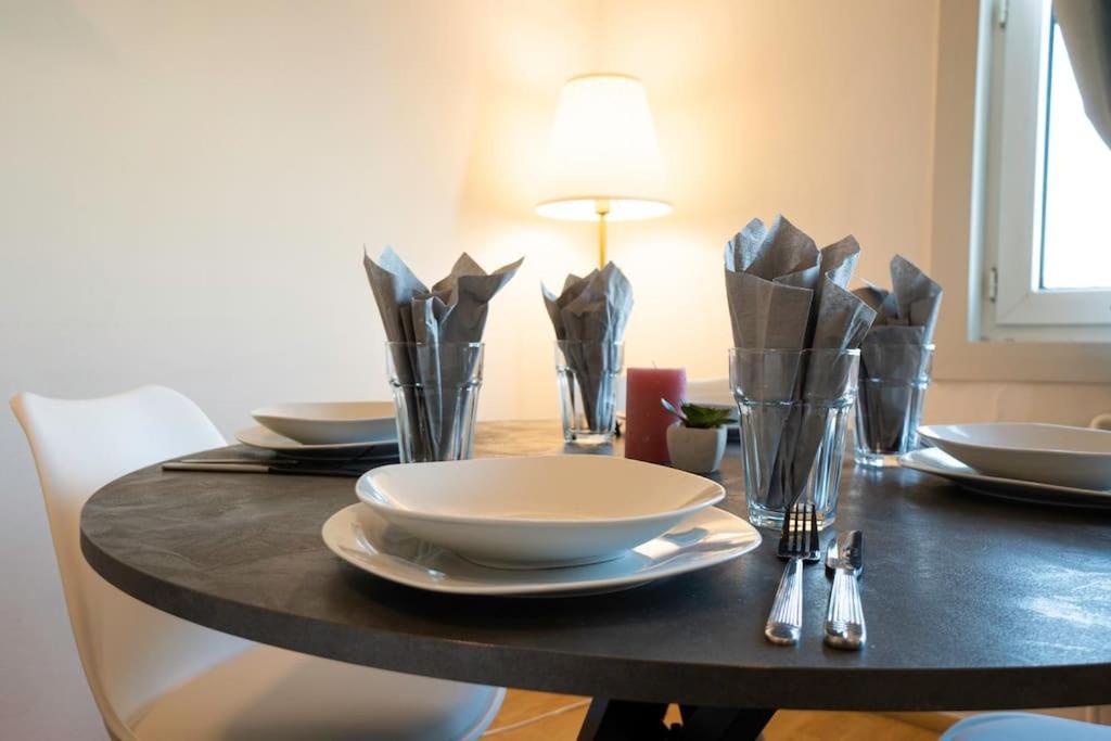 Stylish 2 Floor Penthouse • 15 Min To City Center Wenen Buitenkant foto